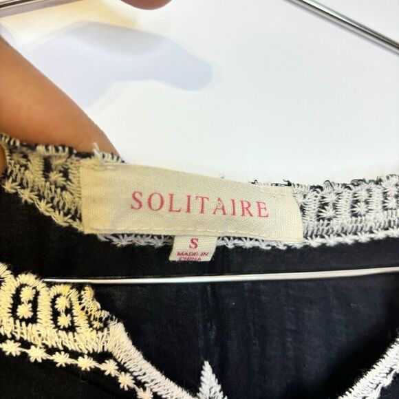 Solitaire Women's Blouse Top Multicolor Small Floral V-Neck Embroidered Rayon - Picture 5 of 9